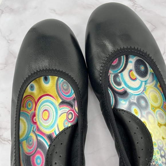 BORN Julianne Leather Ballet Flats Black Size 7.5M Comfy Casual Slip On - Picture 8 of 8
